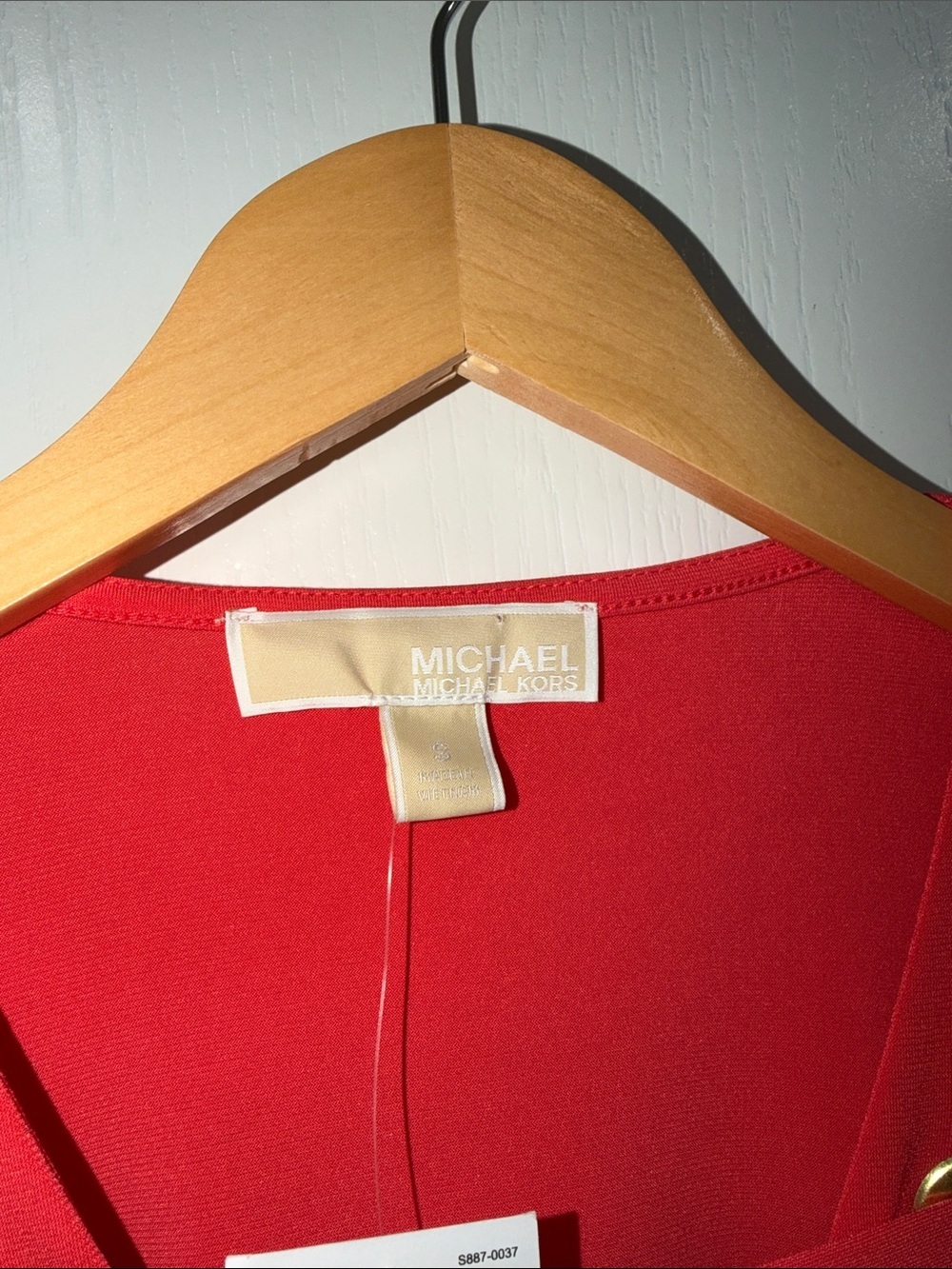 MICHAEL Michael Kors Red Lace-Up V-Neck Long Sleeve Top with bell sleeves NWT - Picture 5 of 7